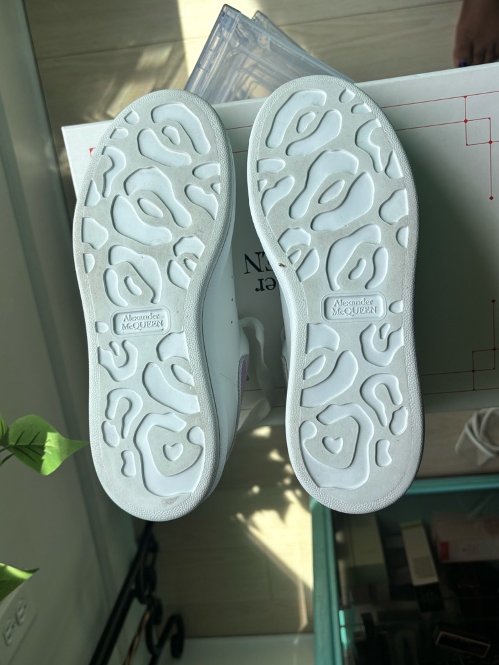 Alexander McQueen Oversized Sneaker ~ Size 37 ~ EUC - Picture 6 of 12